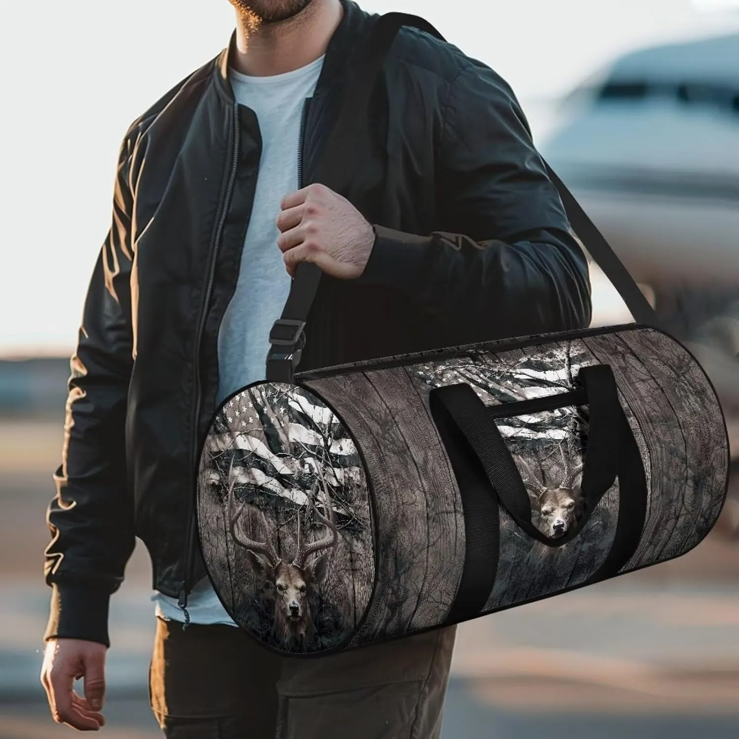 Rchsmod American Flag Deer Print Duffel Bag for Men Women Collapsible Travel Bag Zipper Workout Duffel Bag Crossbody Bag with Adjustable Shoulder Strap Portable Fitness Tote for Basketball Football
