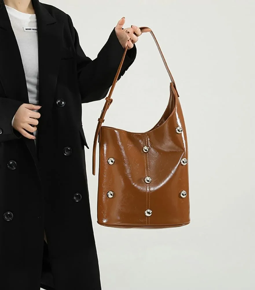 Retro Bucket Bags for Women Trendy Shoulder Handbag Ladies Designer Purses for Commuting Large-Capacity Satchels