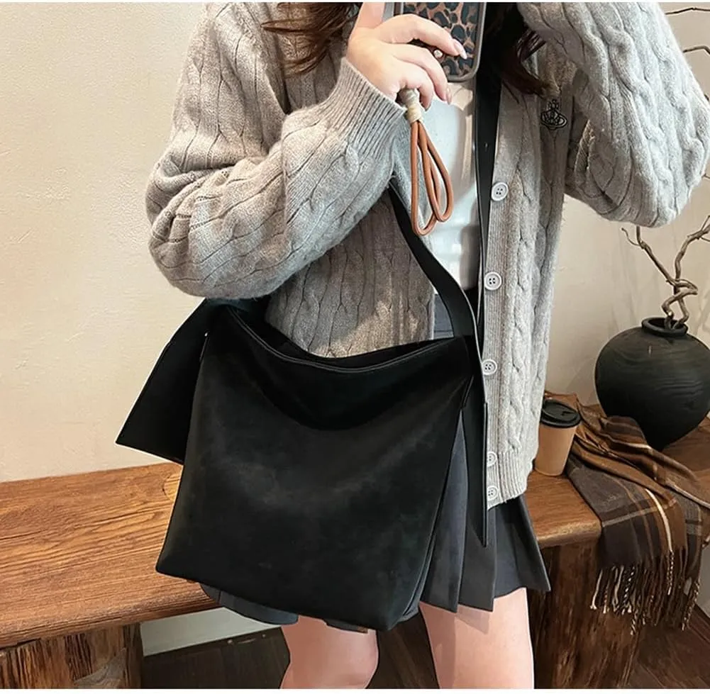 Trendy Suede Bucket Bag Women Hobo Bags Crescent Shoulder Bag Crossbody Purse Slouchy Satchels Bag Mini Tote Handbag 2024